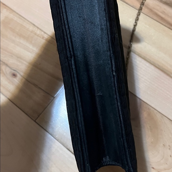 Elegant Vintage Black Evening Crossbody/Clutch - Picture 9 of 17